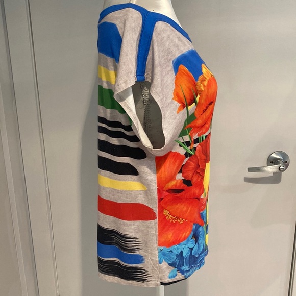 DESIGUAL Floral Tee short sleeves Size : Medium - Picture 4 of 10